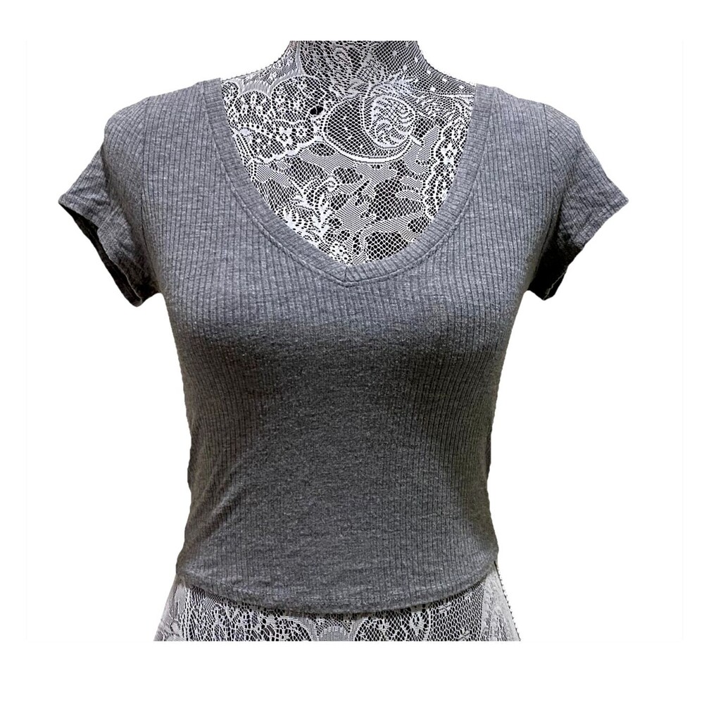 Bozzolo Crop Top Womens Small S Gray Ribbed V Neck Short Sleeve Baby Tee Fitted